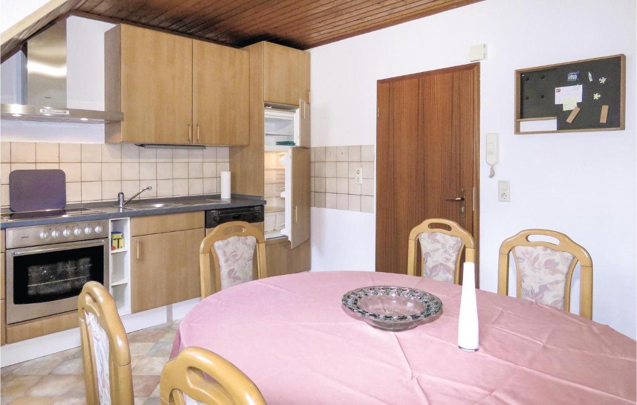 Gorgeous Apartment In Lahnstein With Kitchen Εξωτερικό φωτογραφία